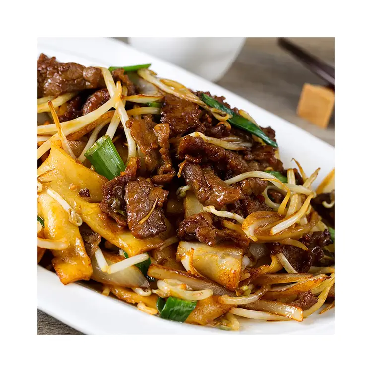 garlic-sesame-beef-chow-fun